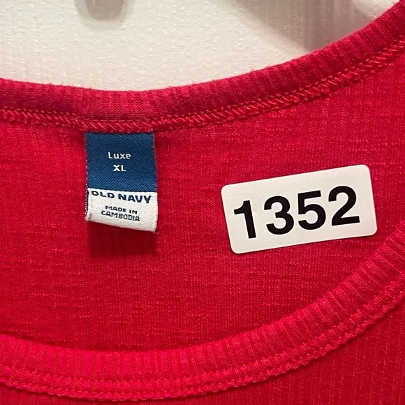 Old Navy Red Tank Top Classic Sleeveless Design - Picture 7 of 10